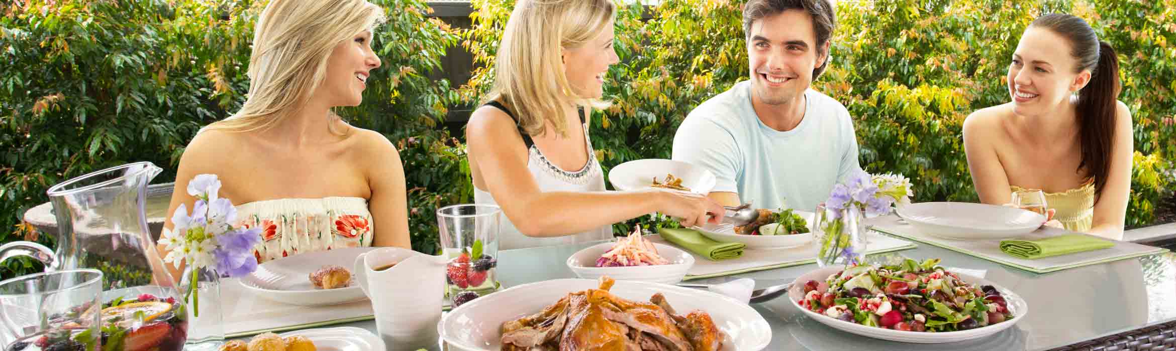 Easy Alfresco Roast Duck with Red Wine Jus and Salad Recipe